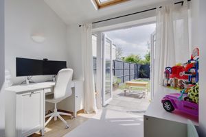 OP Kitchen/Diner/Snug- click for photo gallery